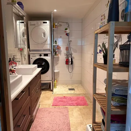 Peaceful Loft דירה *